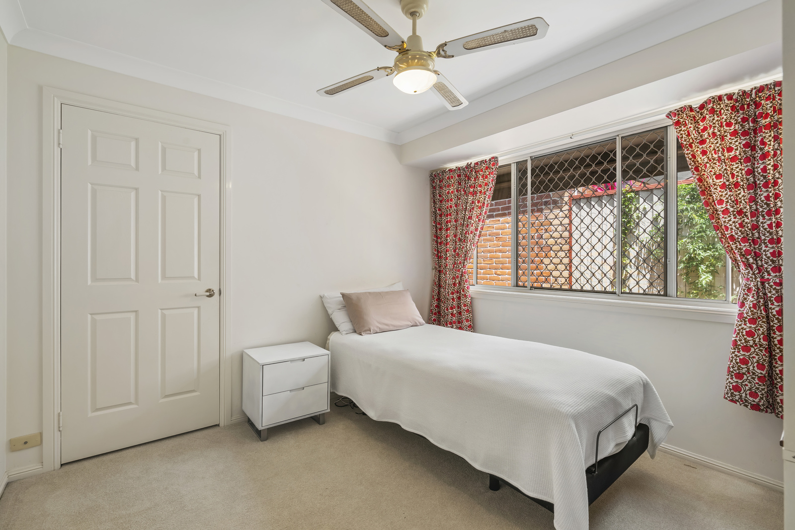 014_Open2view_ID737816-20_Beltana_Way