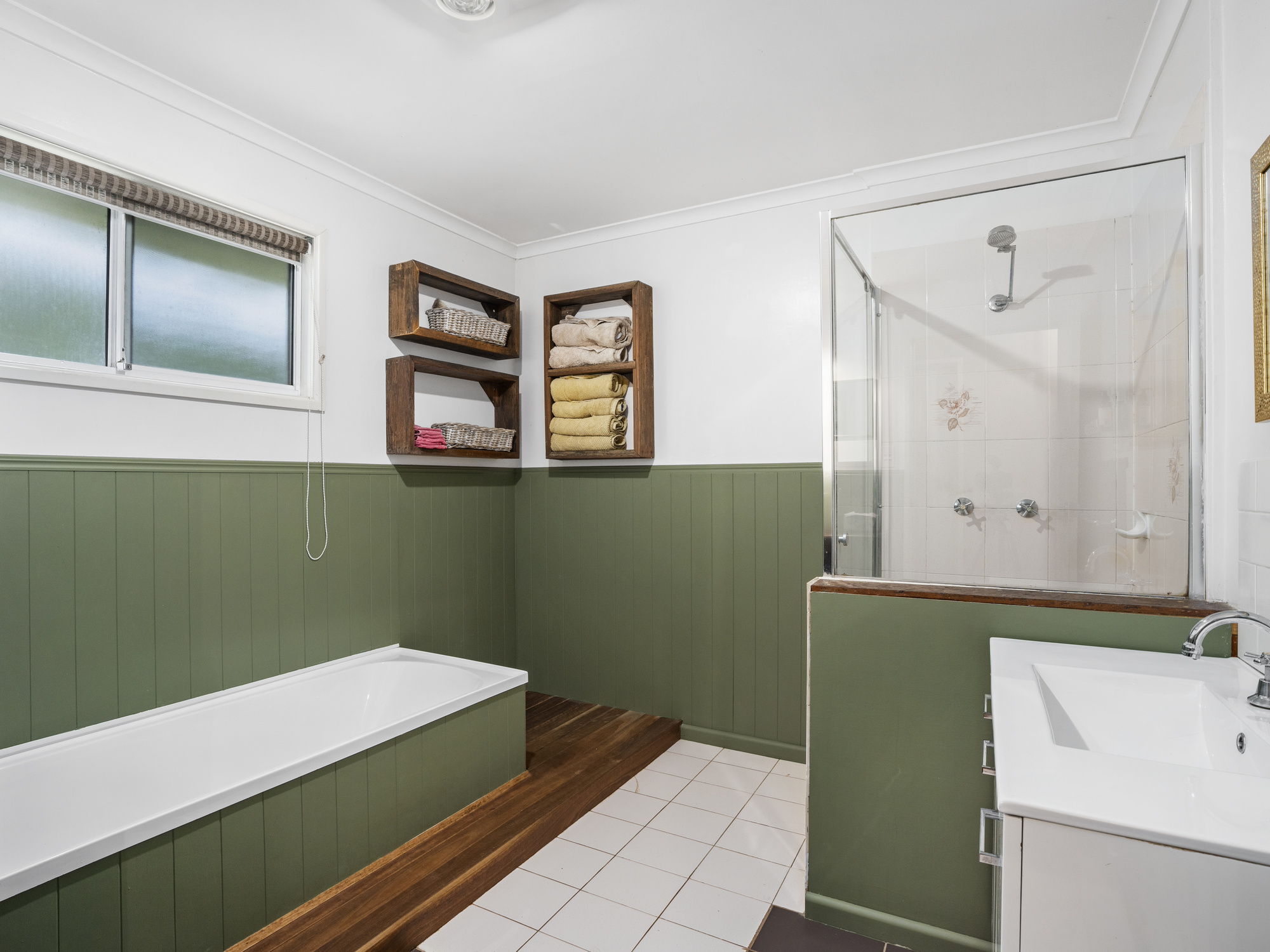 009_Open2view_ID781581-7_Poplar_Court