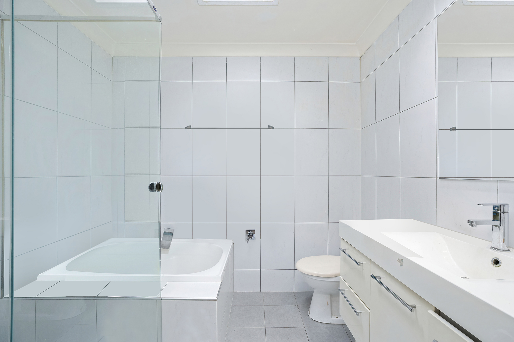 008_Open2view_ID796807-4_Dunhill_Court