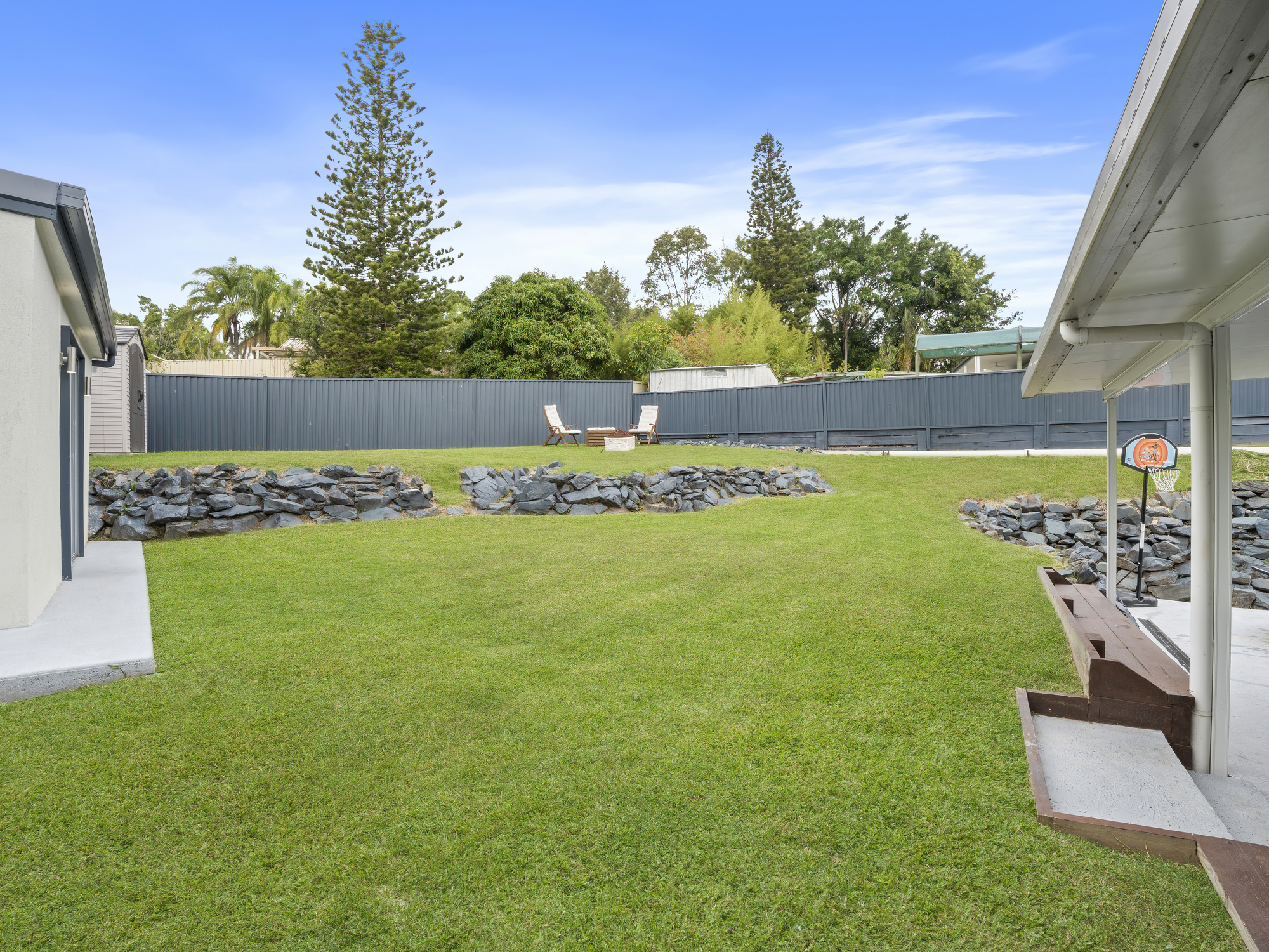 015_Open2view_ID816679-30_Balfour_Crescent